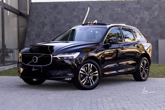 VOLVO XC60 2.0 D5 DIESEL MOMENTUM AWD GEARTRONIC VOLVO XC60 2.0 D5 DIESEL MOMENTUM AWD GEARTRONIC